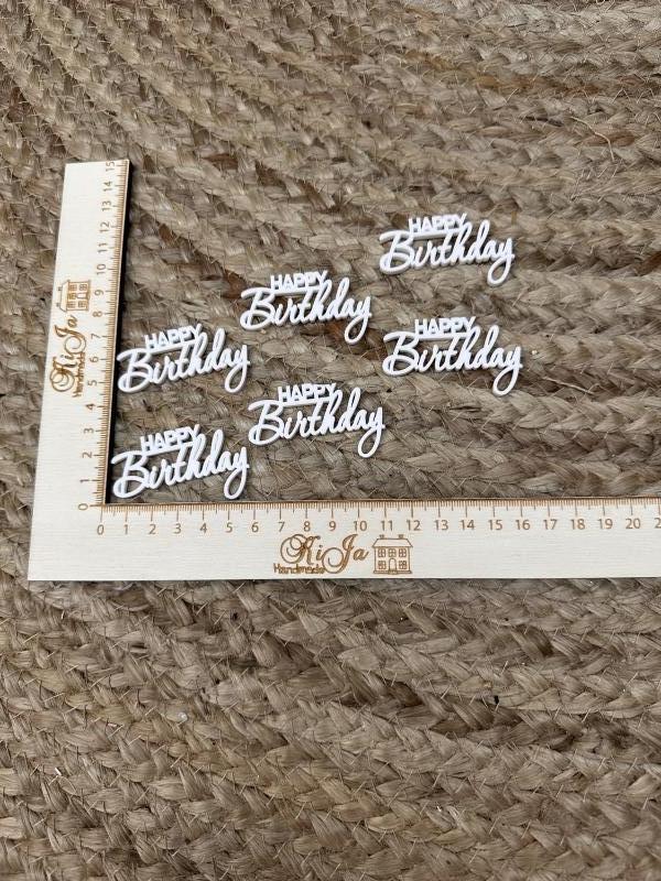 SALE Acryl wit happy birthday (6 stuks) SALE Acryl wit happy birthday (6 stuks)