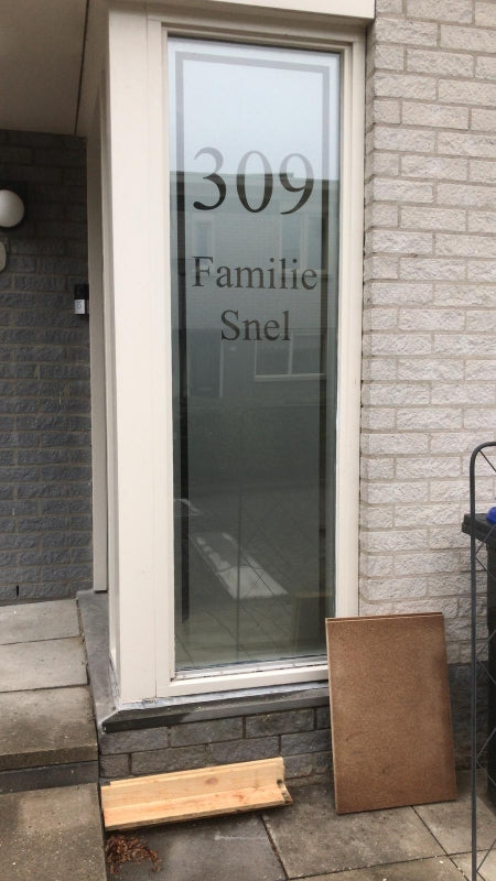 Raamfolie naam en huisnummer in rechthoek