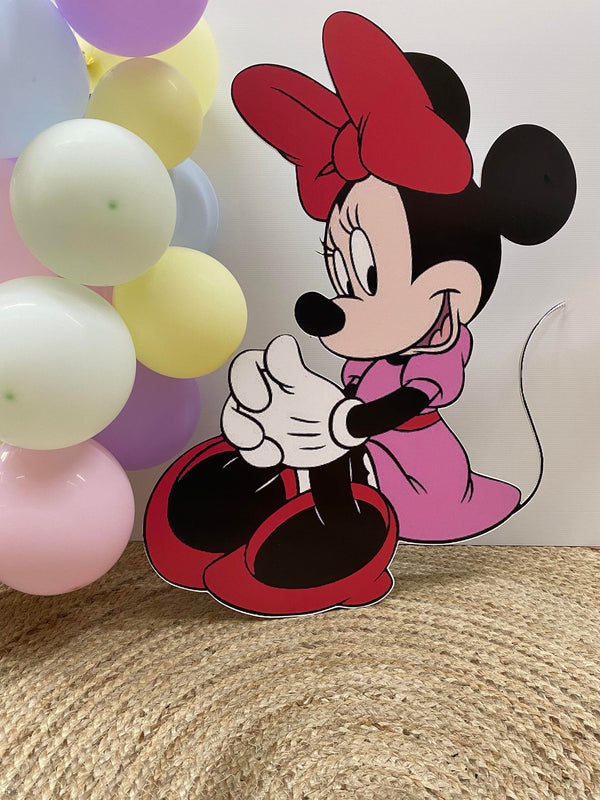 Minnie zittend cut-out decoratie voor feest