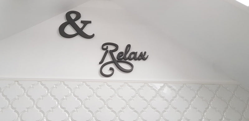 Houten letters & Relax