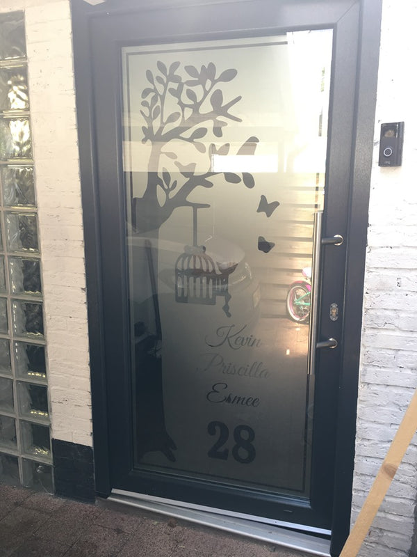 Raamfolie Boom met vogelkooi