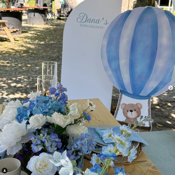 Luchtballon met beer blauw cut-out decoratie voor feest