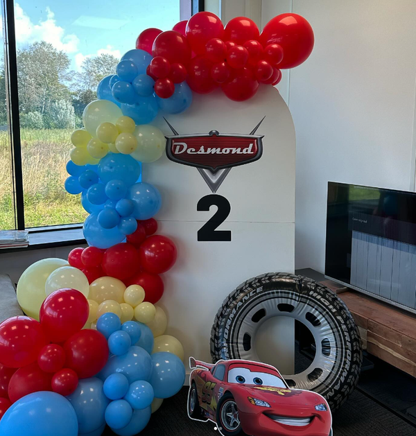 Cut out centerpiece Cars auto