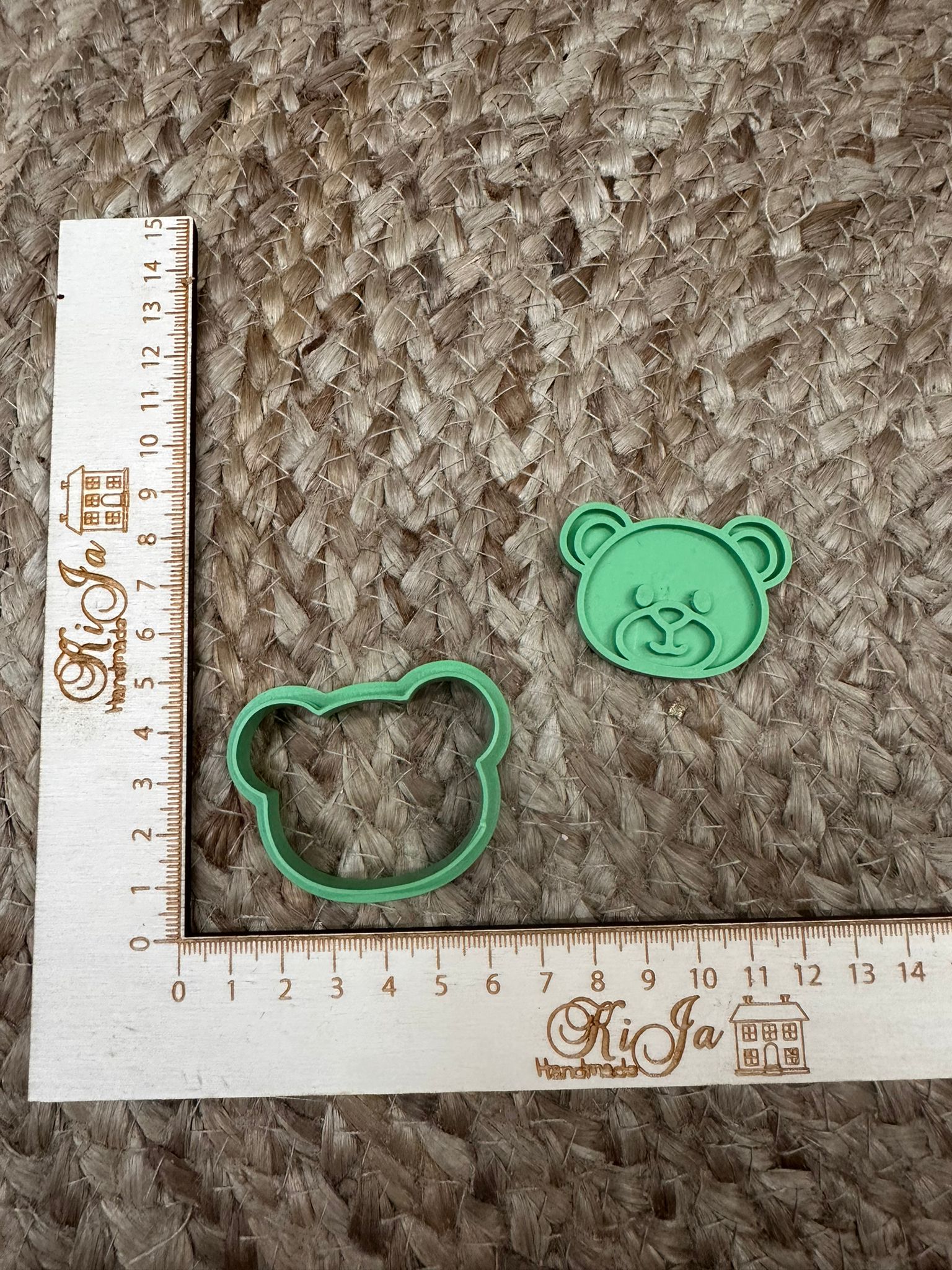 SALE stempel + cutter beertje