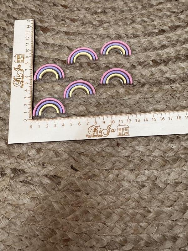 SALE Acryl pastel 5 regenboogjes (6 stuks)