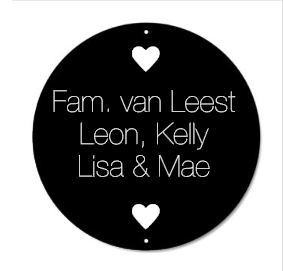 Naambordje rond hartjes