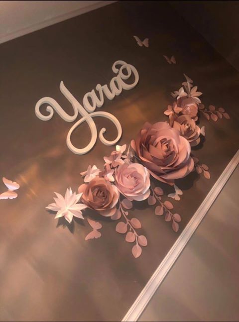 Paper flower set Noelle + Naam